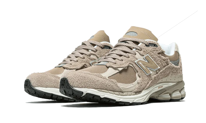 New Balance 2002R Protection Pack Beige | ניו באלאנס