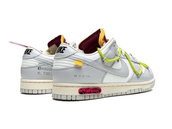 Dunk Low Off-White Lot 8 | דאנק נמוכות